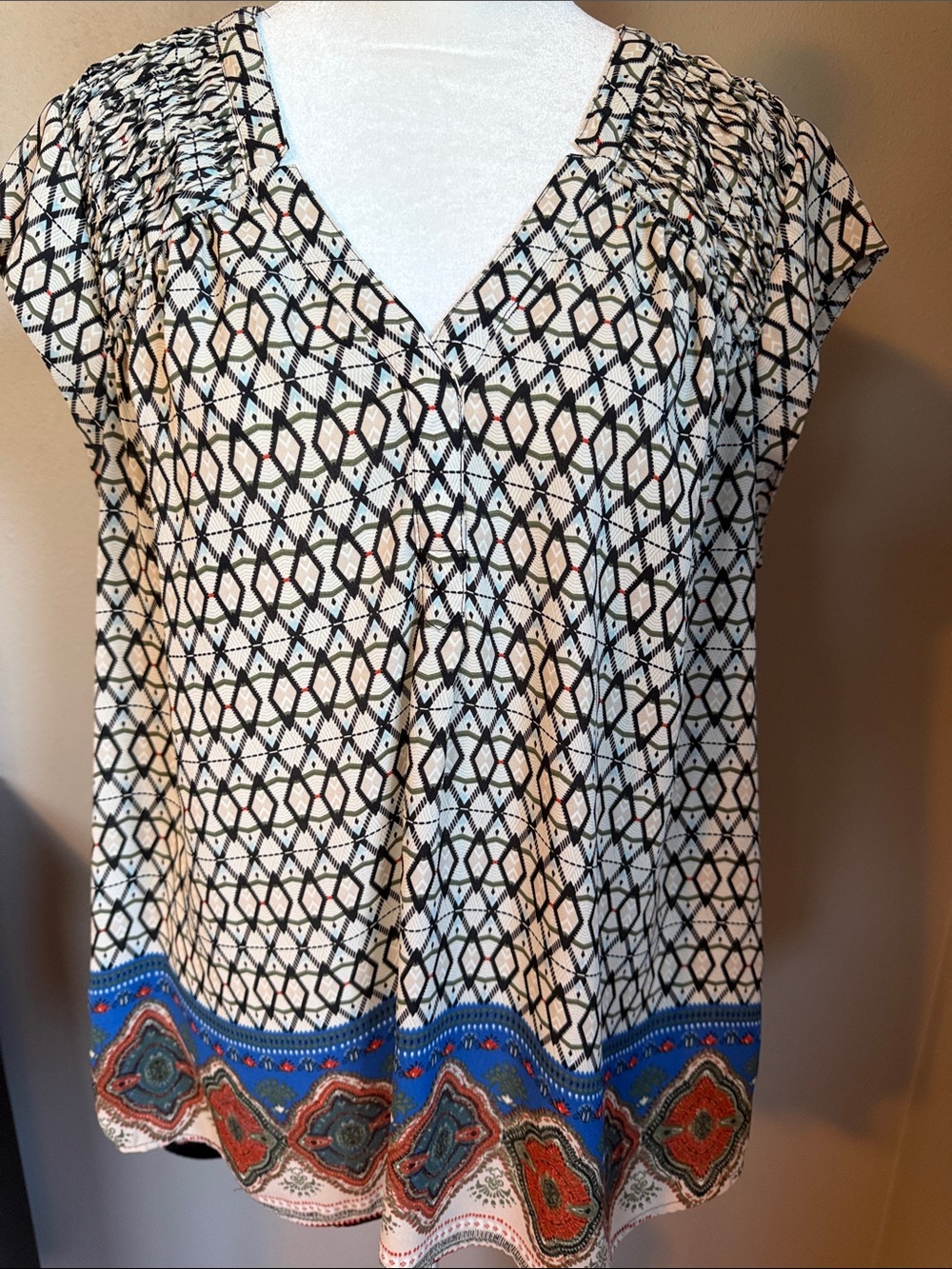 Black Rainn Geometric Border Print Blouse Ruched Shoulder Boho Top Size L